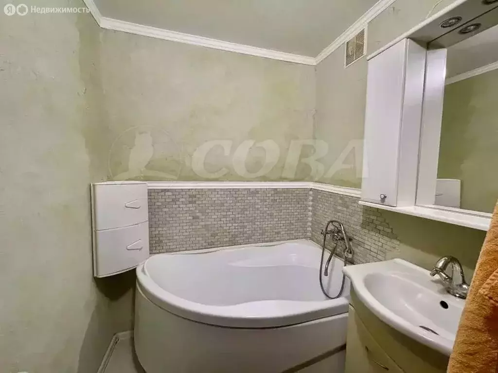 3-комнатная квартира: Тюмень, Широтная улица, 108 (66 м) - Фото 0