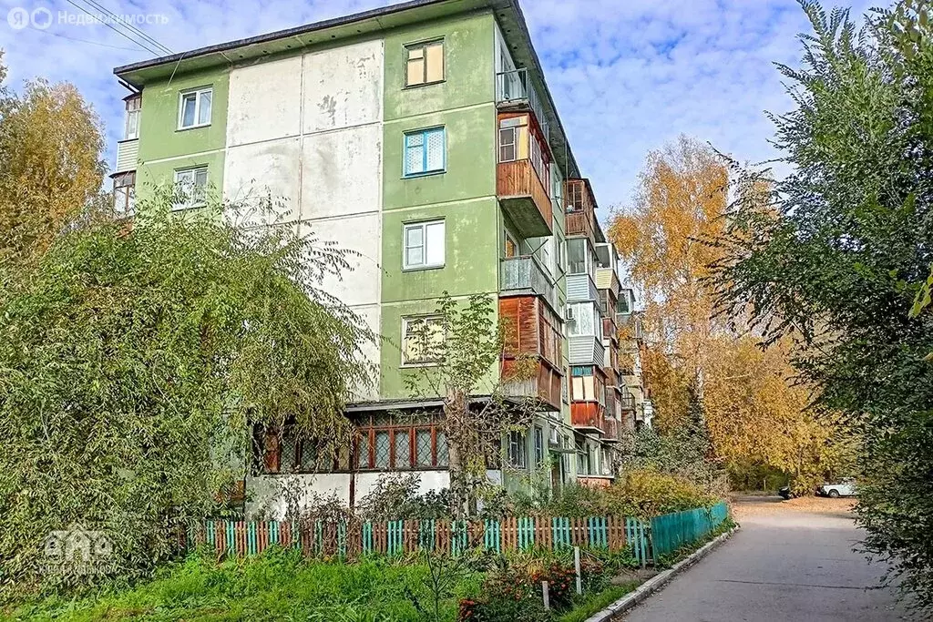 2-комнатная квартира: Бийск, улица Декабристов, 11 (45.6 м) - Фото 0