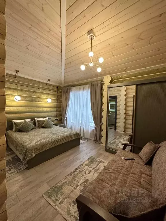Дом в Карачаево-Черкесия, Зеленчукский район, с. Архыз  (250 м) - Фото 1