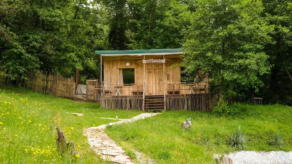 Дом в Краснодарский край, Сочи городской округ, с. Верхнениколаевское ... - Фото 0