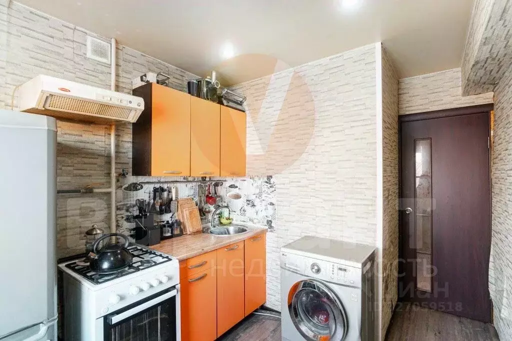 3-к кв. Омская область, Омск Нефтезаводская ул., 38Б (57.0 м) - Фото 2