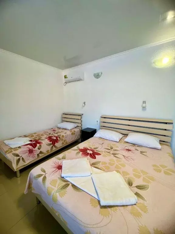 Дом в Крым, Сакский район, Новофедоровка пгт ул. Кирова, 16 (30 м) - Фото 1