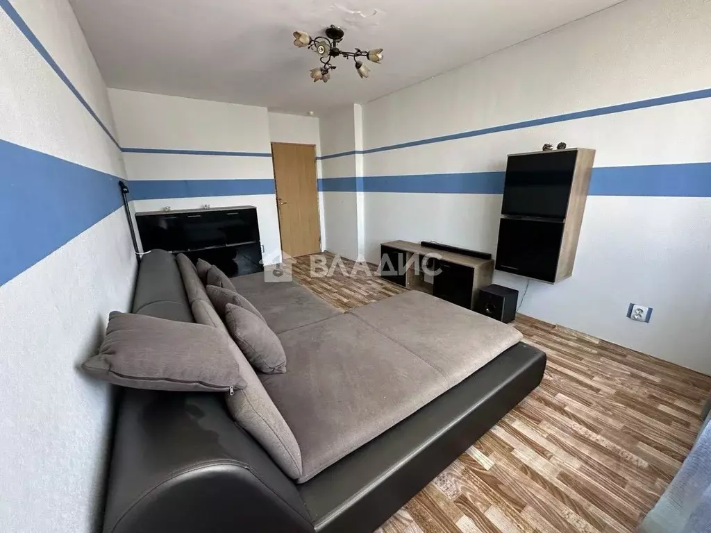 3-к кв. Калининградская область, Калининград ул. Гайдара, 102 (74.0 м) - Фото 0