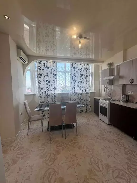 2-к. квартира, 68 м, 5/5 эт. - Фото 1