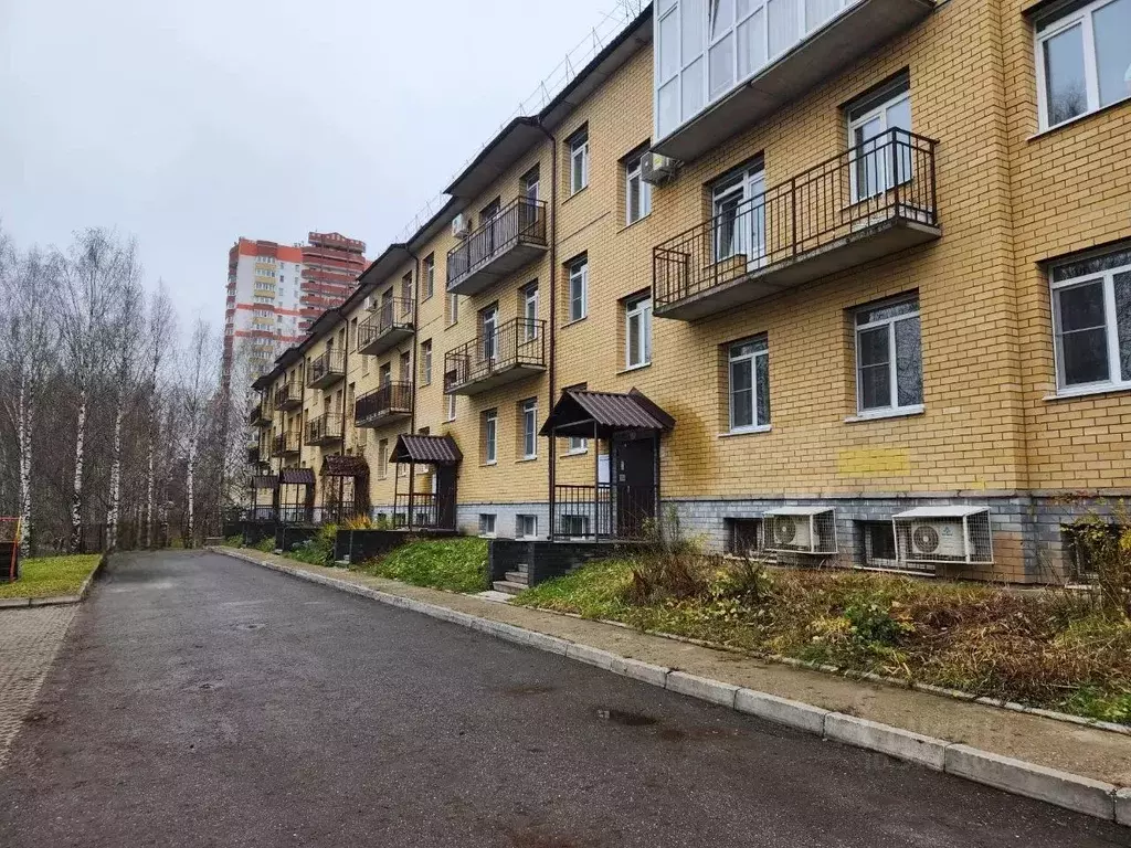 3-к кв. Кировская область, Киров ул. Ленина, 184к6 (113.4 м) - Фото 1