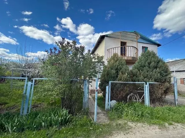 Дом в Волгоградская область, Среднеахтубинский район, Фрунзенское ... - Фото 2