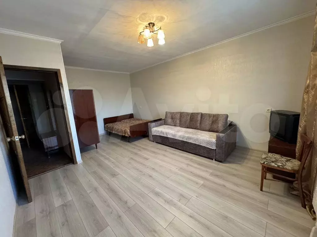 1-к. квартира, 46 м, 3/6 эт. - Фото 1