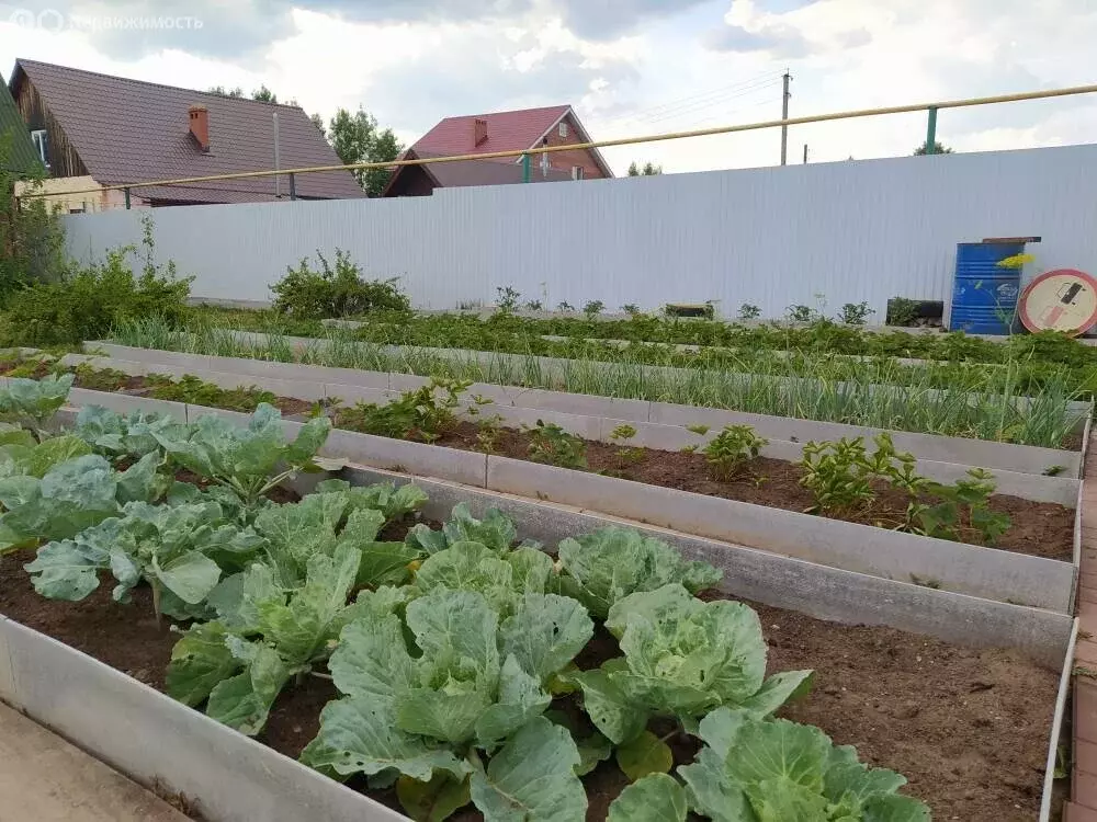 Дом в село Мысы, улица Строителей, 24 (216 м) - Фото 1