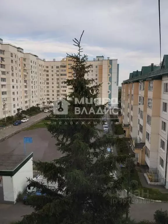 2-к кв. Омская область, Омск Куломзинская ул., 70 (50.9 м) - Фото 1