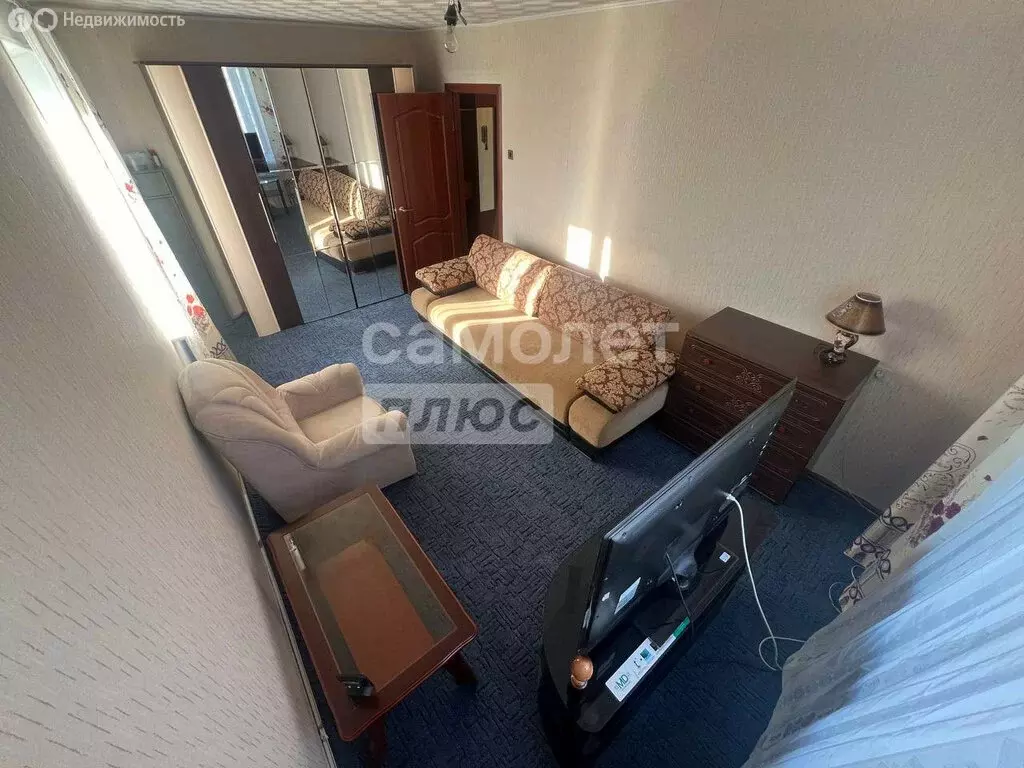 1-комнатная квартира: Петропавловск-Камчатский, улица Топоркова, 3 (31 ... - Фото 1