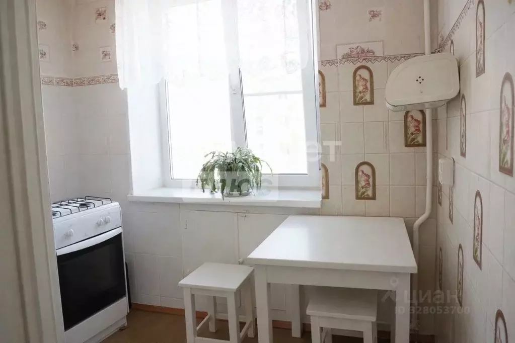 1-к кв. Челябинская область, Верхний Уфалей ул. Прямицына, 43 (30.8 м) - Фото 1