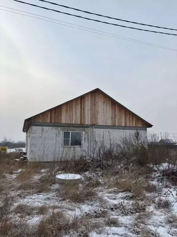 Дом в Хакасия, Усть-Абаканский район, д. Чапаево ул. Есенина, 14 (107 ... - Фото 2