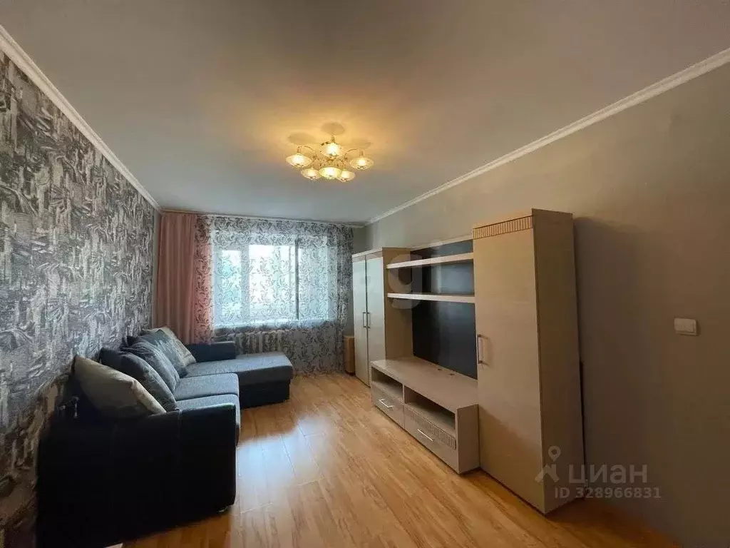 1-к кв. Тюменская область, Тюмень ул. 50 лет Октября, 24к1 (38.7 м) - Фото 1