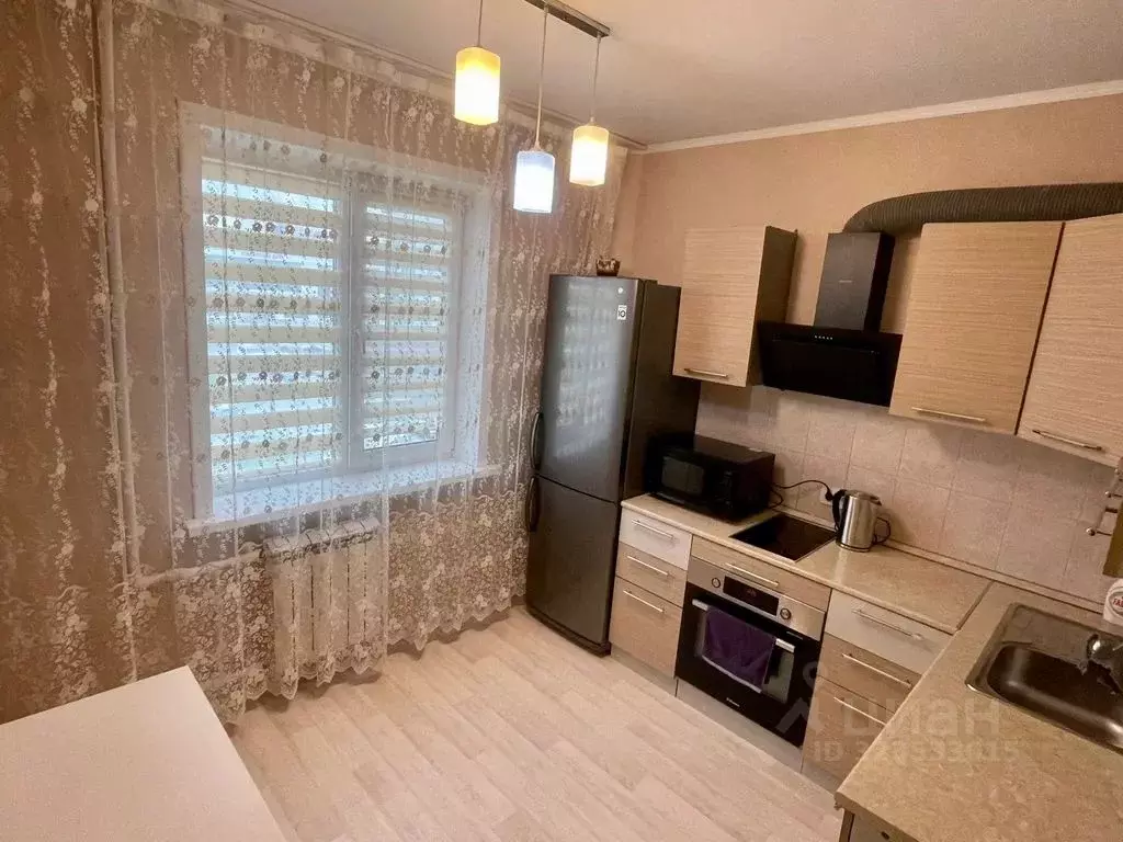 1-к кв. Сахалинская область, Южно-Сахалинск ул. Есенина, 48А (33.0 м) - Фото 1