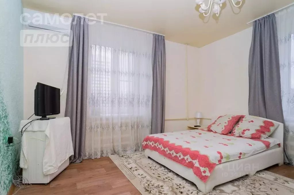 4-к кв. Челябинская область, Копейск просп. Ильича, 13 (95.1 м) - Фото 0