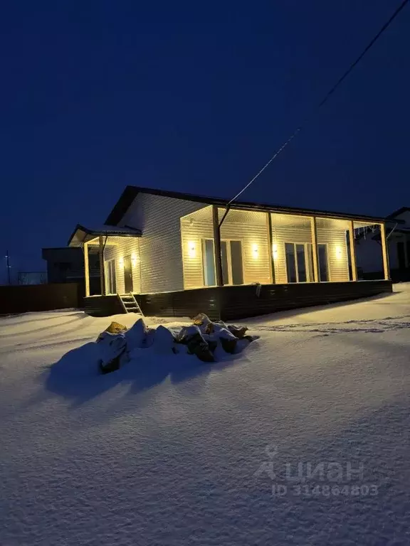 Дом в Красноярский край, Березовский район, Зыковский сельсовет, ... - Фото 0
