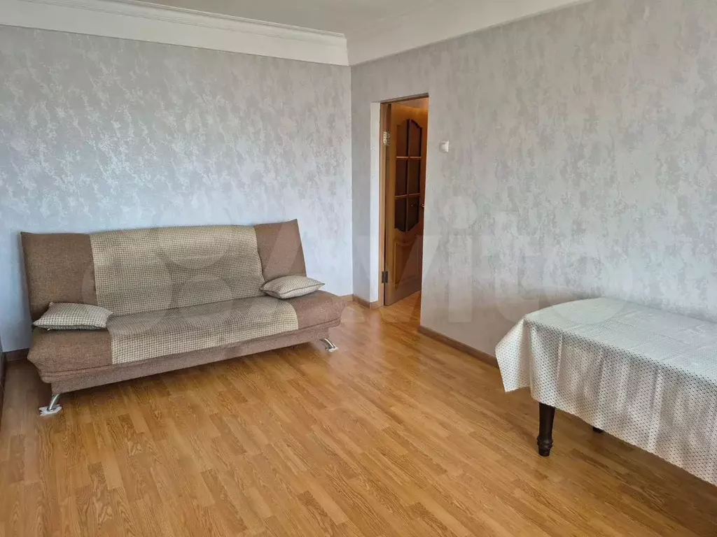 1-к. квартира, 40 м, 8/10 эт. - Фото 0
