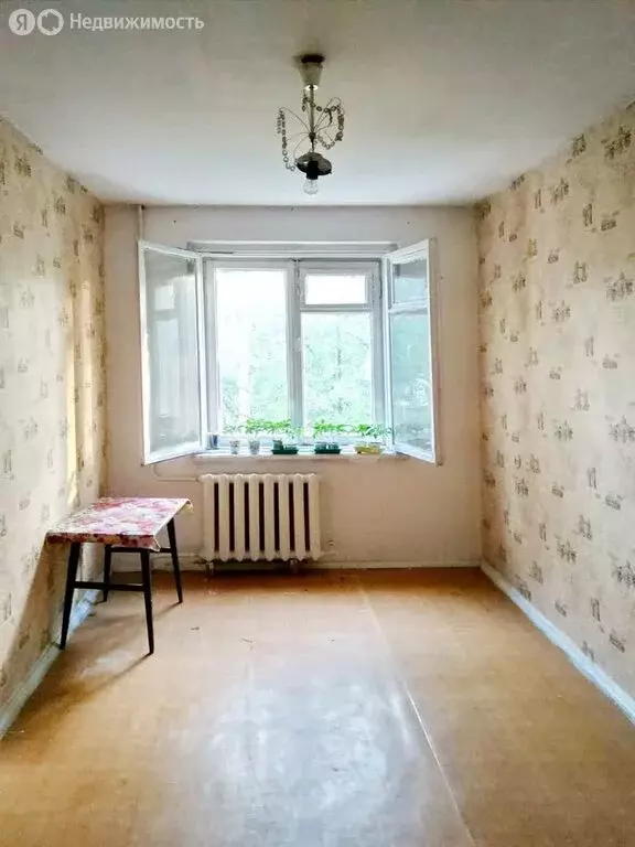 3-комнатная квартира: Москва, Винницкая улица, 21 (75 м) - Фото 0