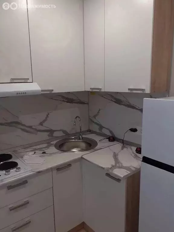 Квартира-студия: Казань, улица Академика Сахарова, 6 (17 м) - Фото 0