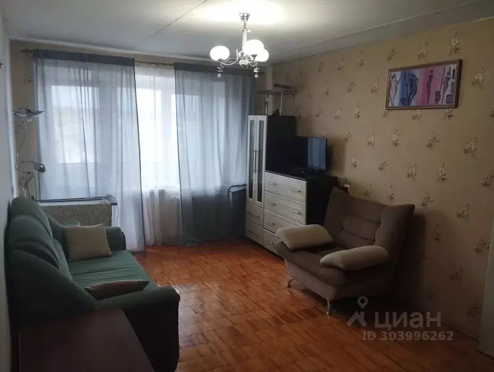 1-к кв. Ленинградская область, Луга просп. Кирова, 77 (33.0 м) - Фото 2