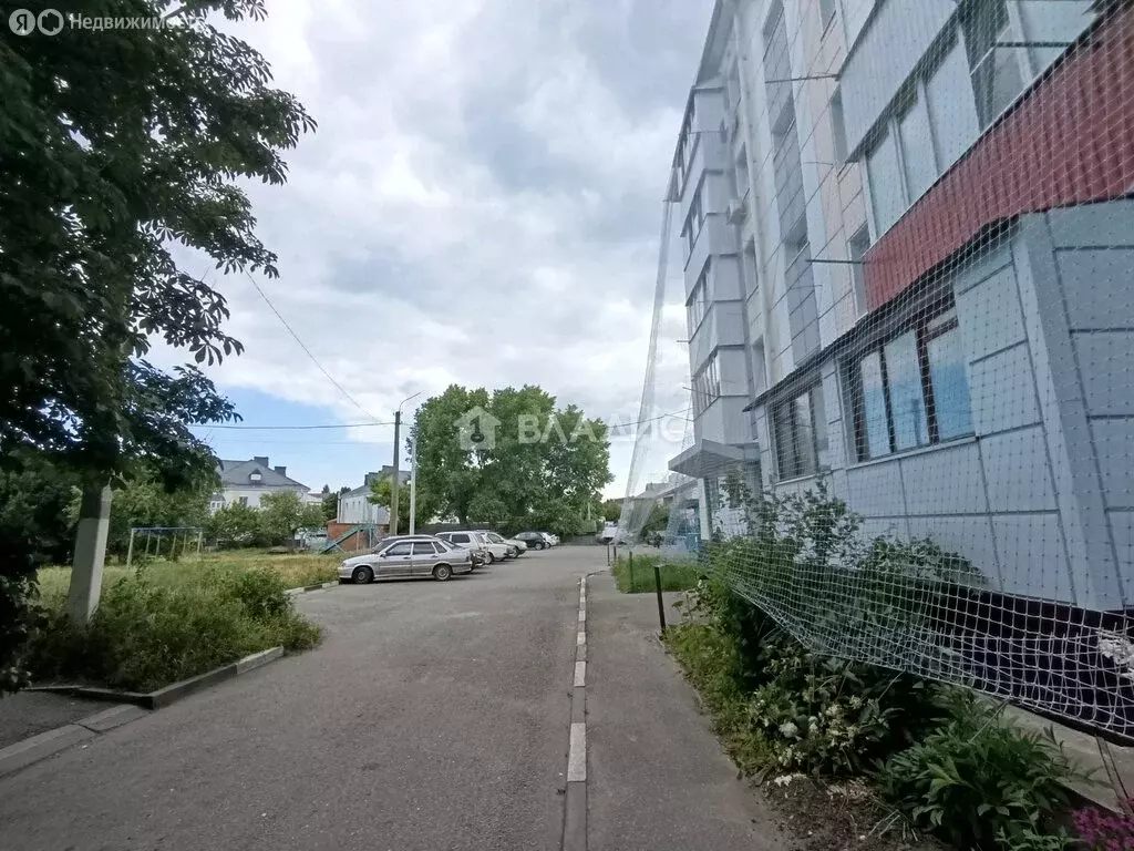 1-комнатная квартира: Шебекино, улица Петровского, 5 (43.5 м) - Фото 1