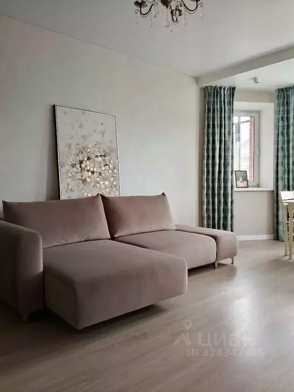 3-к кв. Хакасия, Абакан ул. Авиаторов, 6 (90.0 м) - Фото 1