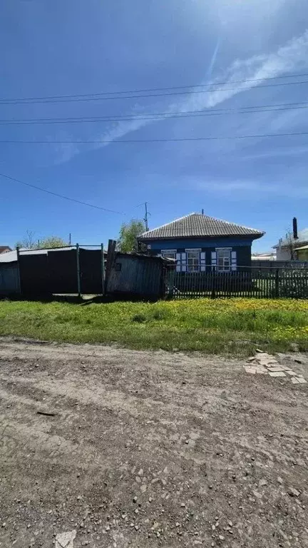 Дом в Омская область, Калачинск ул. Крупской (61 м) - Фото 1
