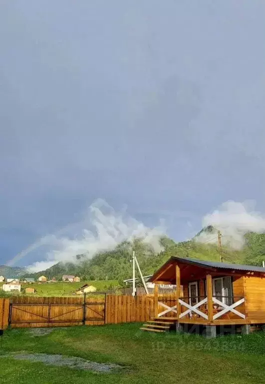 Дом в Алтай, Чемальский район, с. Чемал ул. Земляничная, 35 (20 м) - Фото 1