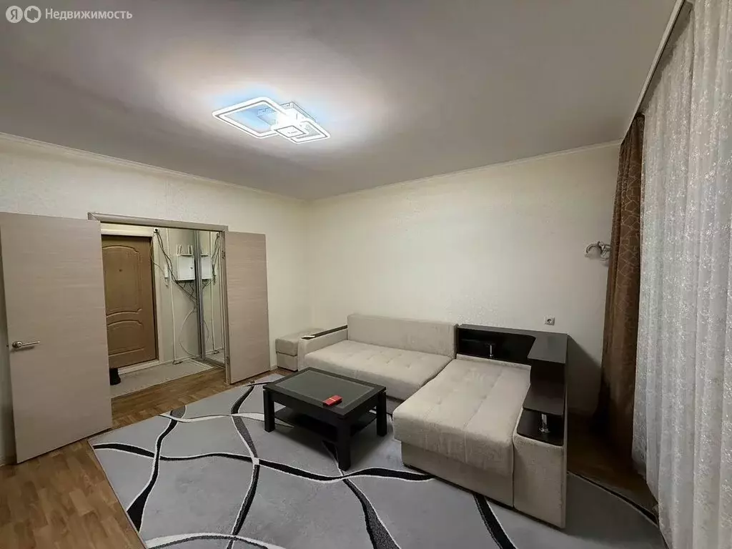 1-комнатная квартира: Новый Уренгой, Сибирская улица, 67 (40.2 м) - Фото 1