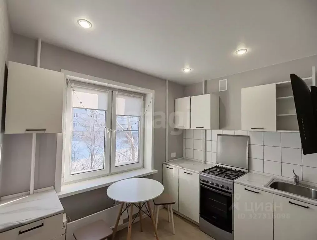 2-к кв. Владимирская область, Ковров ул. Зои Космодемьянской, 30/2 ... - Фото 0