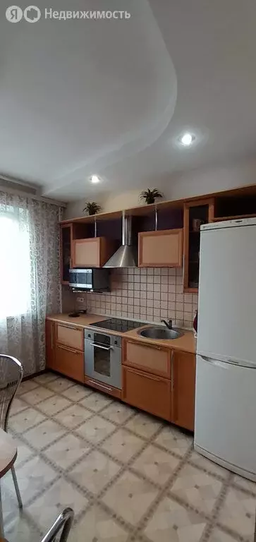 3-комнатная квартира: Златоуст, проспект Мира, 30 (71 м) - Фото 2