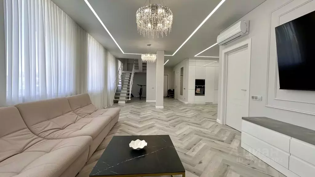 5-к кв. Самарская область, Тольятти Комсомольское ш., 42/22 (154.0 м) - Фото 1