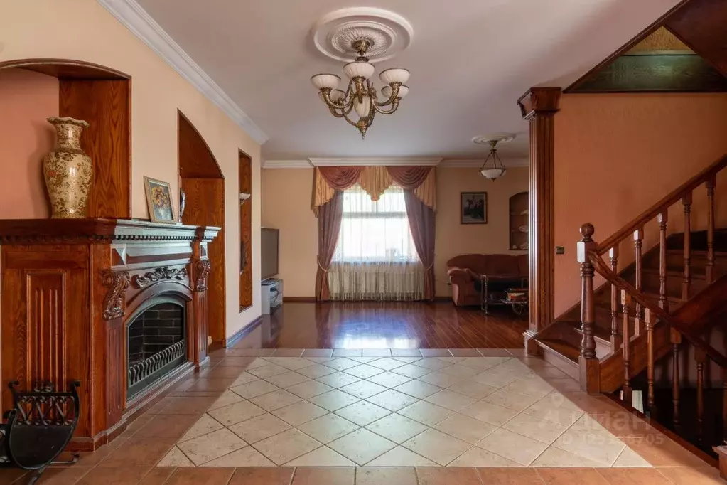 Таунхаус в Санкт-Петербург Глухарская ул., 17К2 (295 м) - Фото 1