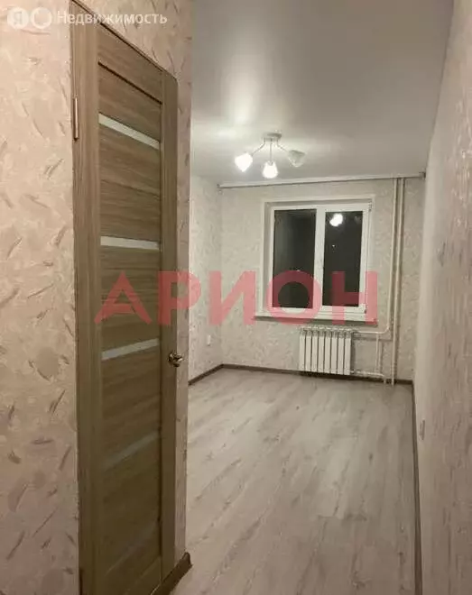 Квартира-студия: Тюмень, улица Энергетиков, 60А (14 м) - Фото 1