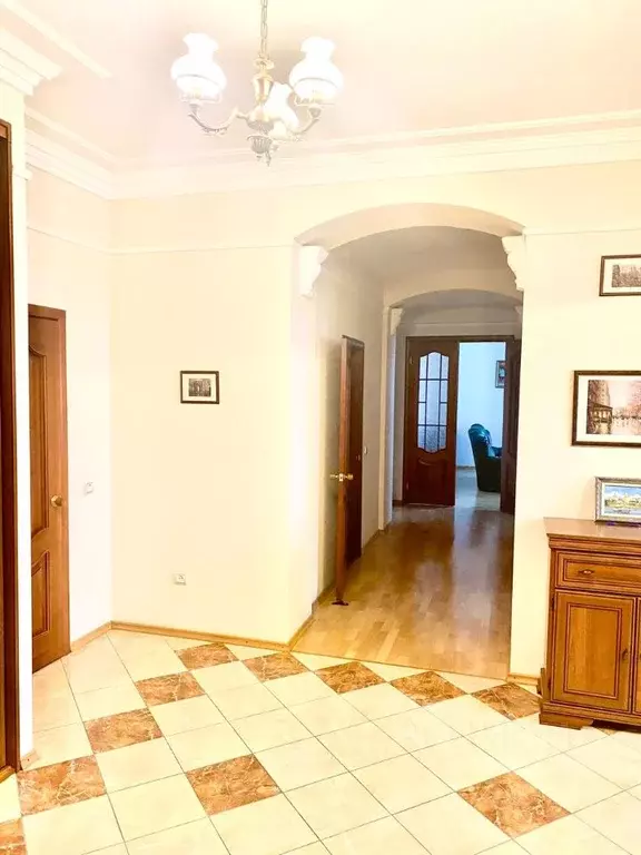 3-к кв. Свердловская область, Екатеринбург ул. Горького, 31 (120.8 м) - Фото 0