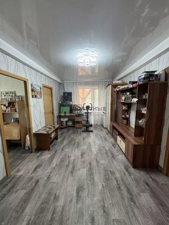 4-к. квартира, 60,9 м, 4/5 эт. - Фото 1