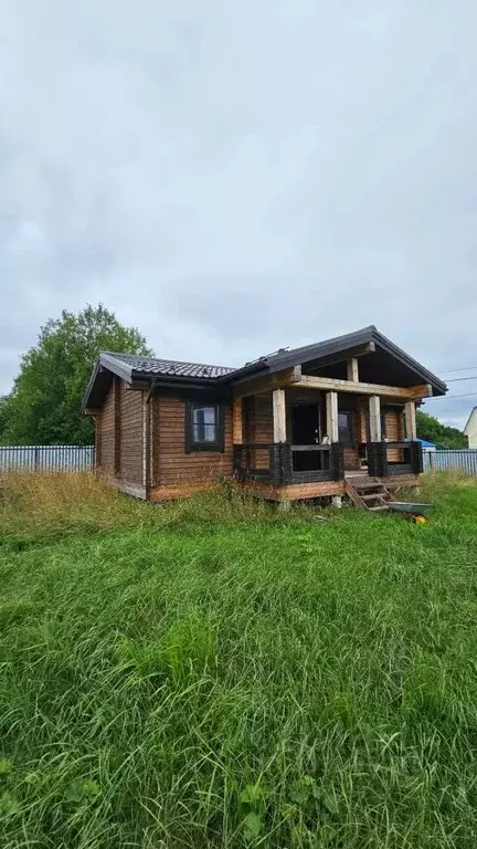 Дом в Ленинградская область, Гатчинский муниципальный округ, д. Грязно ... - Фото 1