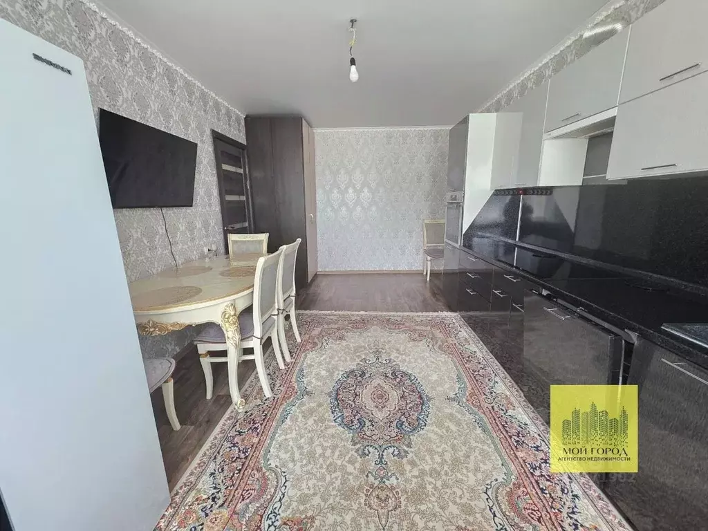 2-к кв. Ханты-Мансийский АО, Пыть-Ях 5-й Солнечный мкр, 10/3 (46.6 м) - Фото 1