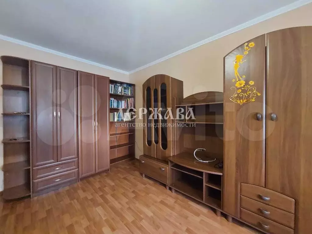 1-к. квартира, 31 м, 5/5 эт. - Фото 0