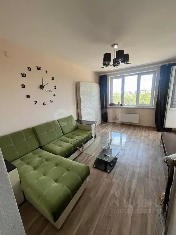 1-к кв. Бурятия, Улан-Удэ ул. Виктора Военнова, 8 (35.0 м) - Фото 0