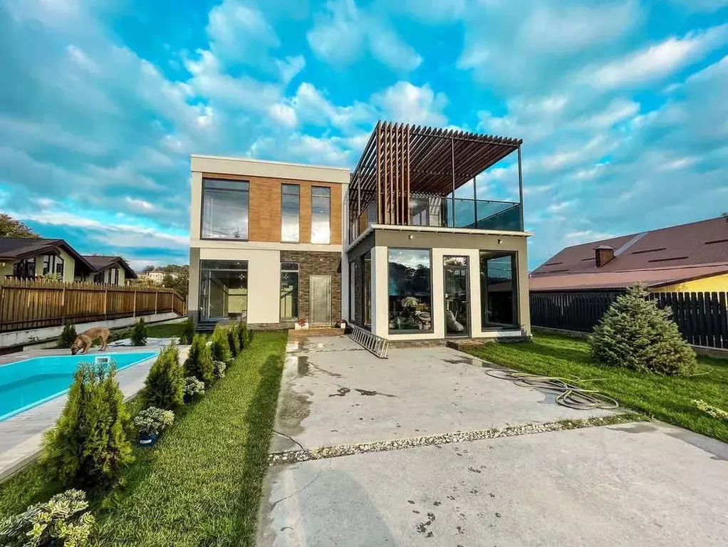 Дом в Краснодарский край, Сочи Костромская ул. (160 м) - Фото 0