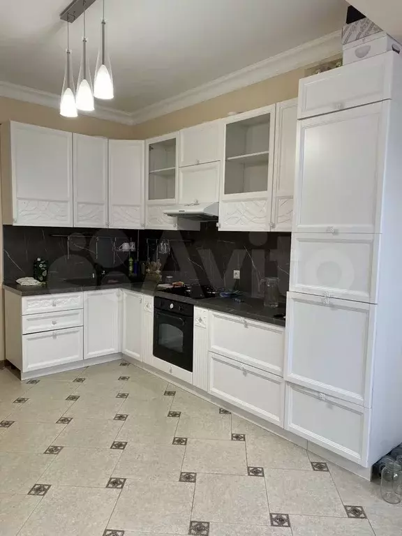 2-к. квартира, 80 м, 1/10 эт. - Фото 1