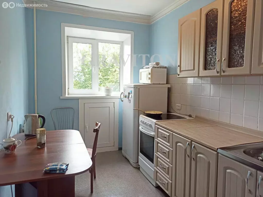 2-комнатная квартира: Горно-Алтайск, улица Строителей, 4 (48 м) - Фото 2