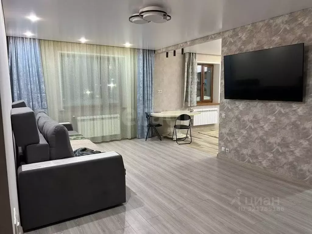 3-к кв. Ямало-Ненецкий АО, Новый Уренгой Строителей мкр, 3 (86.0 м) - Фото 1