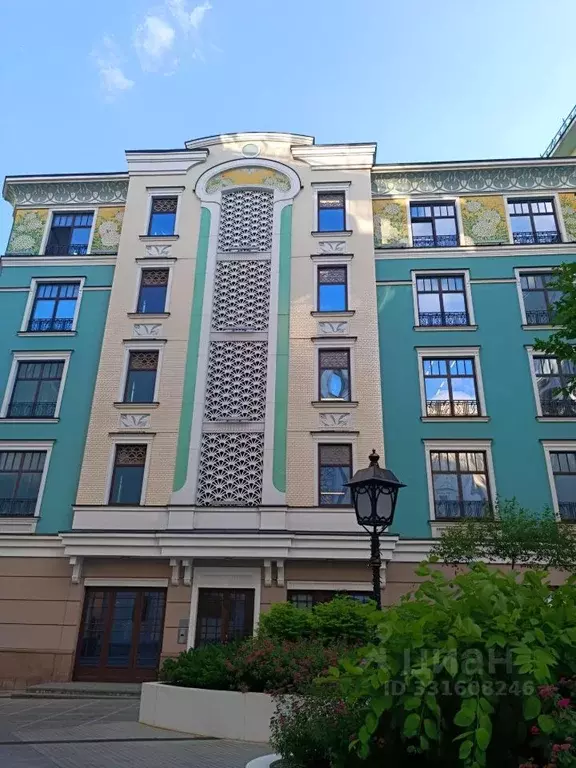 Помещение свободного назначения в Москва Поварская ул., 8/1к1 (200 м) - Фото 1