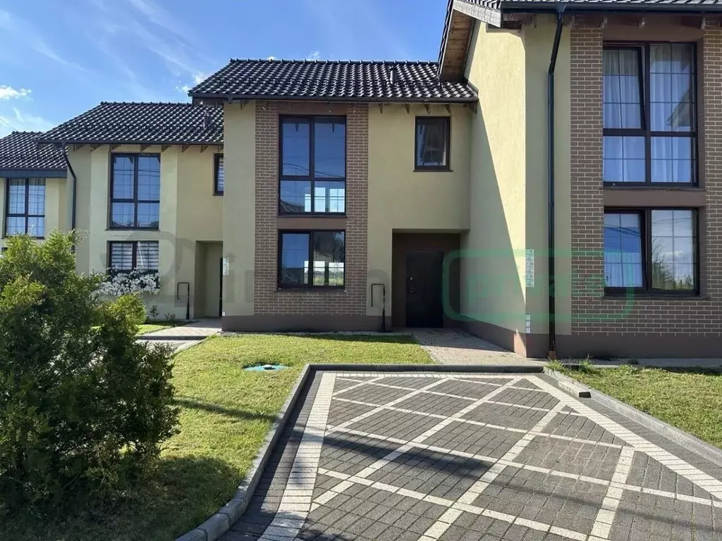 Таунхаус в Калининградская область, Гурьевск ул. Кузбасская (91 м) - Фото 2