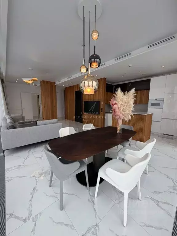 2-к кв. Москва 1-й Красногвардейский проезд, 22с1 (100.0 м) - Фото 1