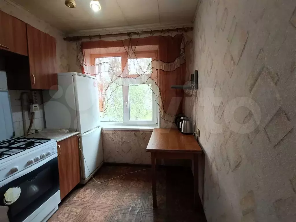 4-к. квартира, 60 м, 5/5 эт. - Фото 1