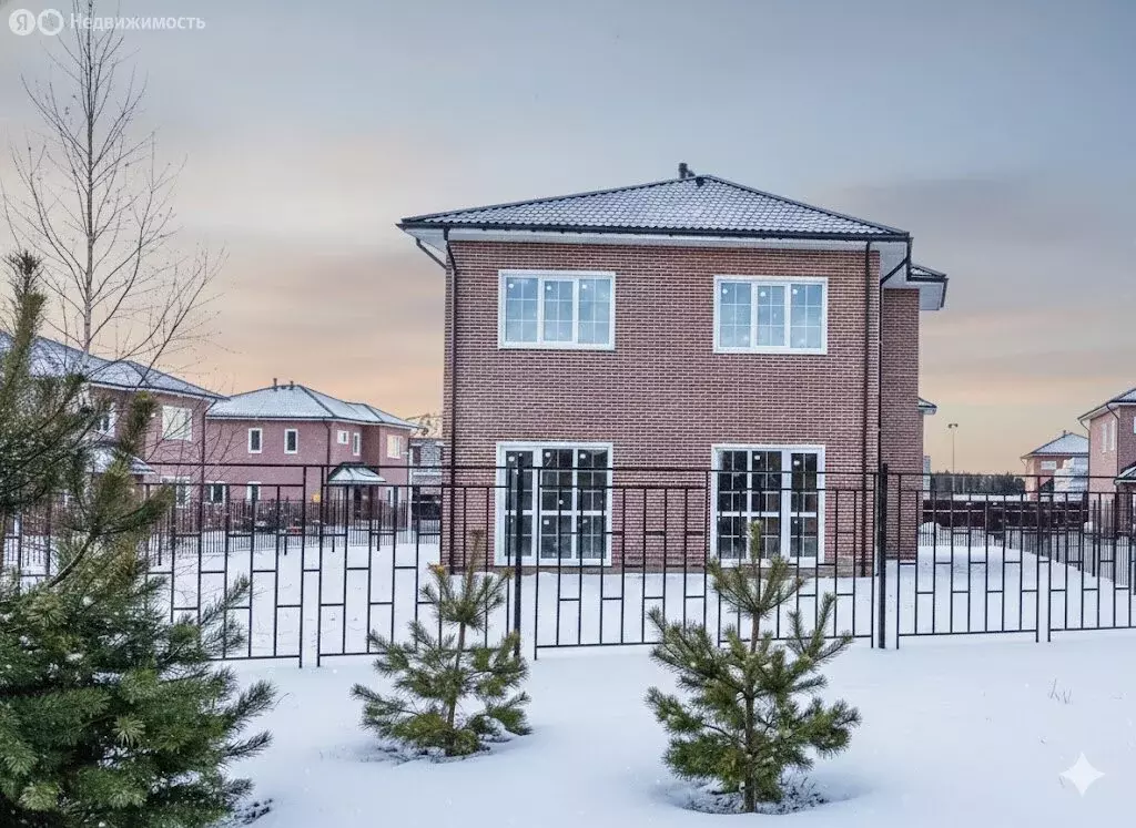 Дом в Агалатовское сельское поселение (163 м) - Фото 1