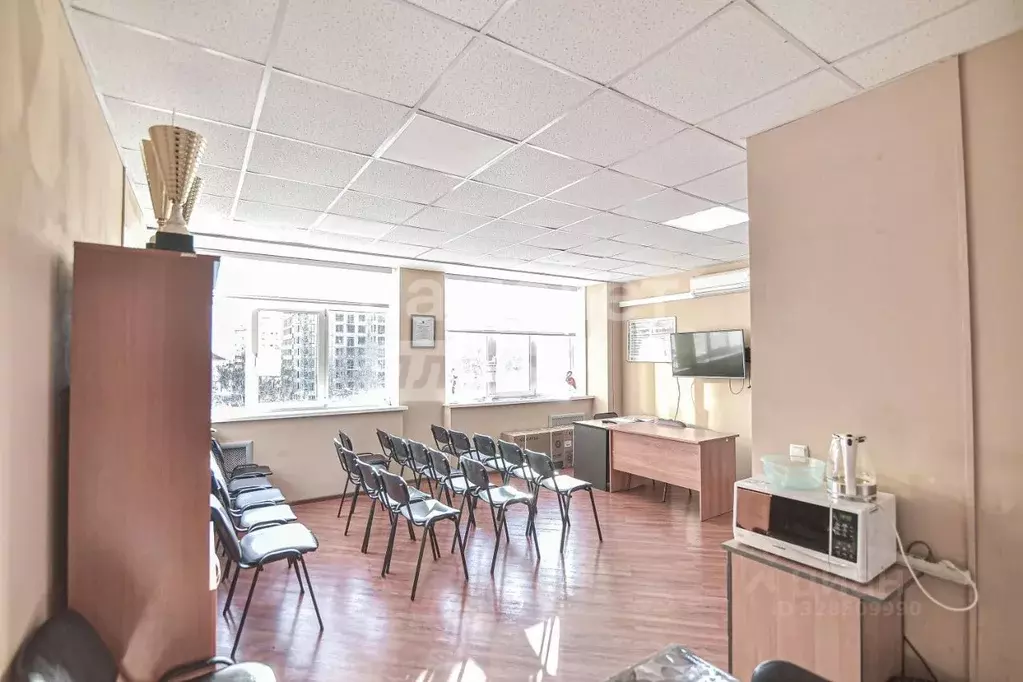 Офис в Сахалинская область, Южно-Сахалинск ул. Имени Ф.Э. ... - Фото 2